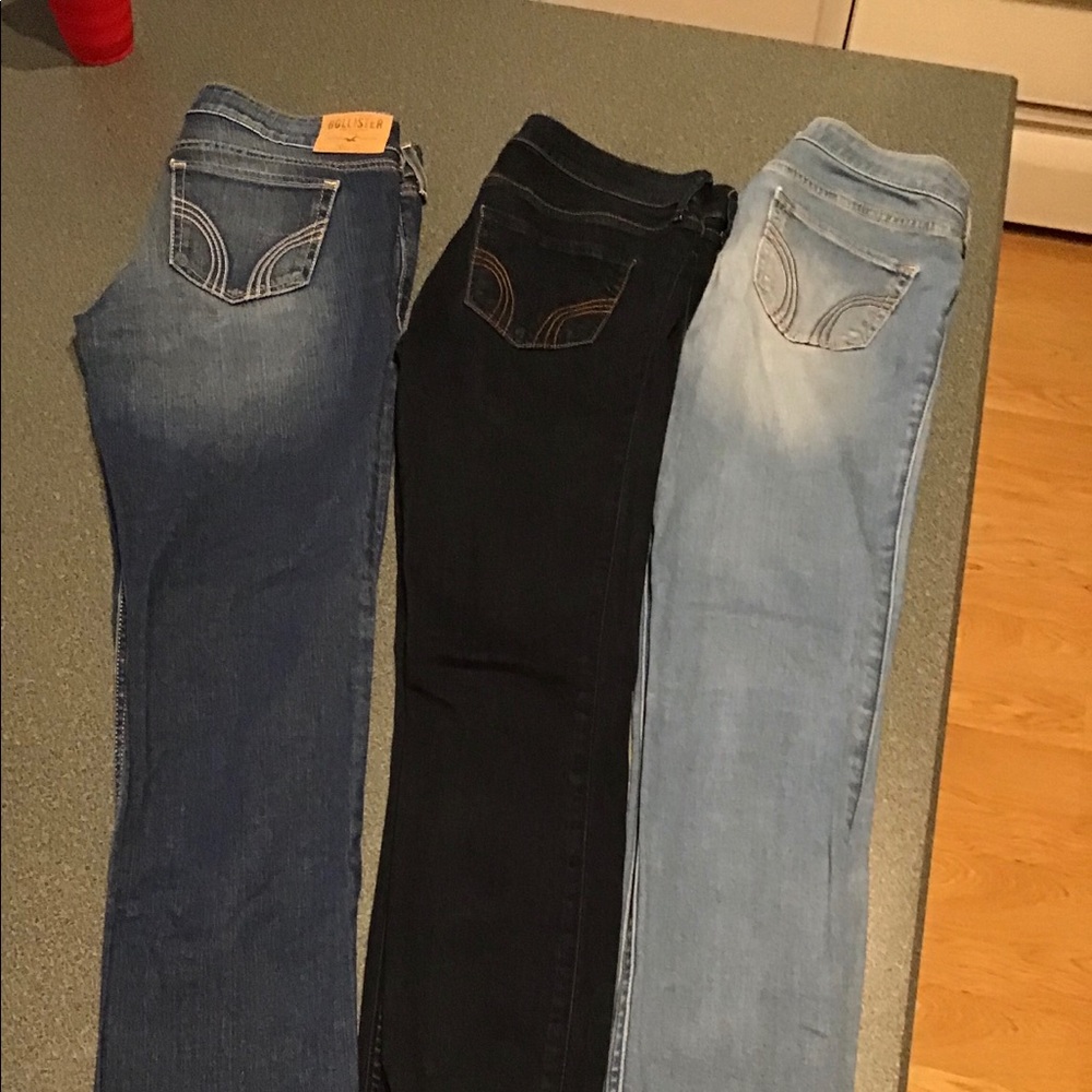HOLLISTER 5R 27X31L.  SUPER SOFT JEGGINGS.